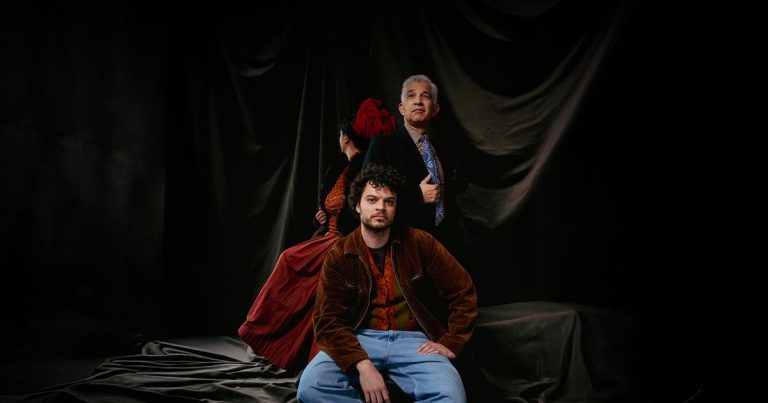 Helstone in het Pand der Goden — Theater in Rotterdam