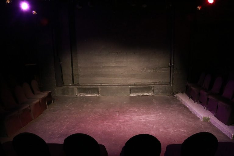 AMPFEMININE Grad Show 2026 — Theater in Rotterdam