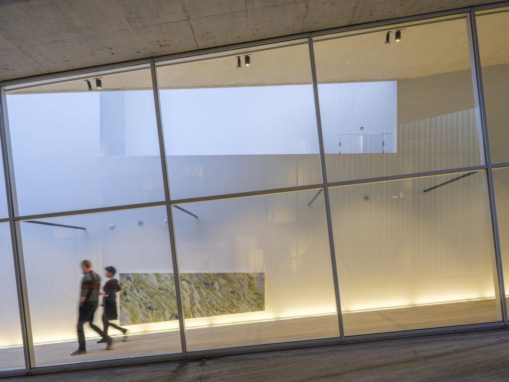 Kunsthal Inside/Out: Sabine Marcelis – Continuum in Rotterdam