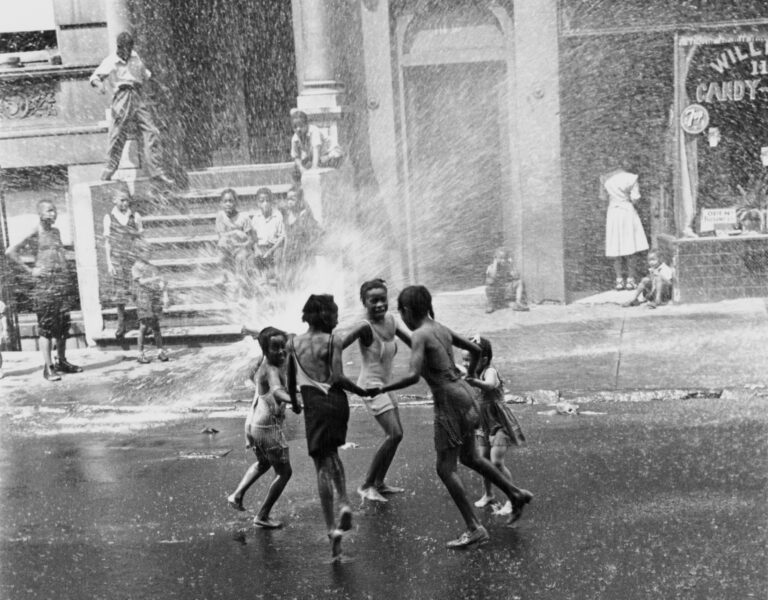 Helen Levitt, City at Play